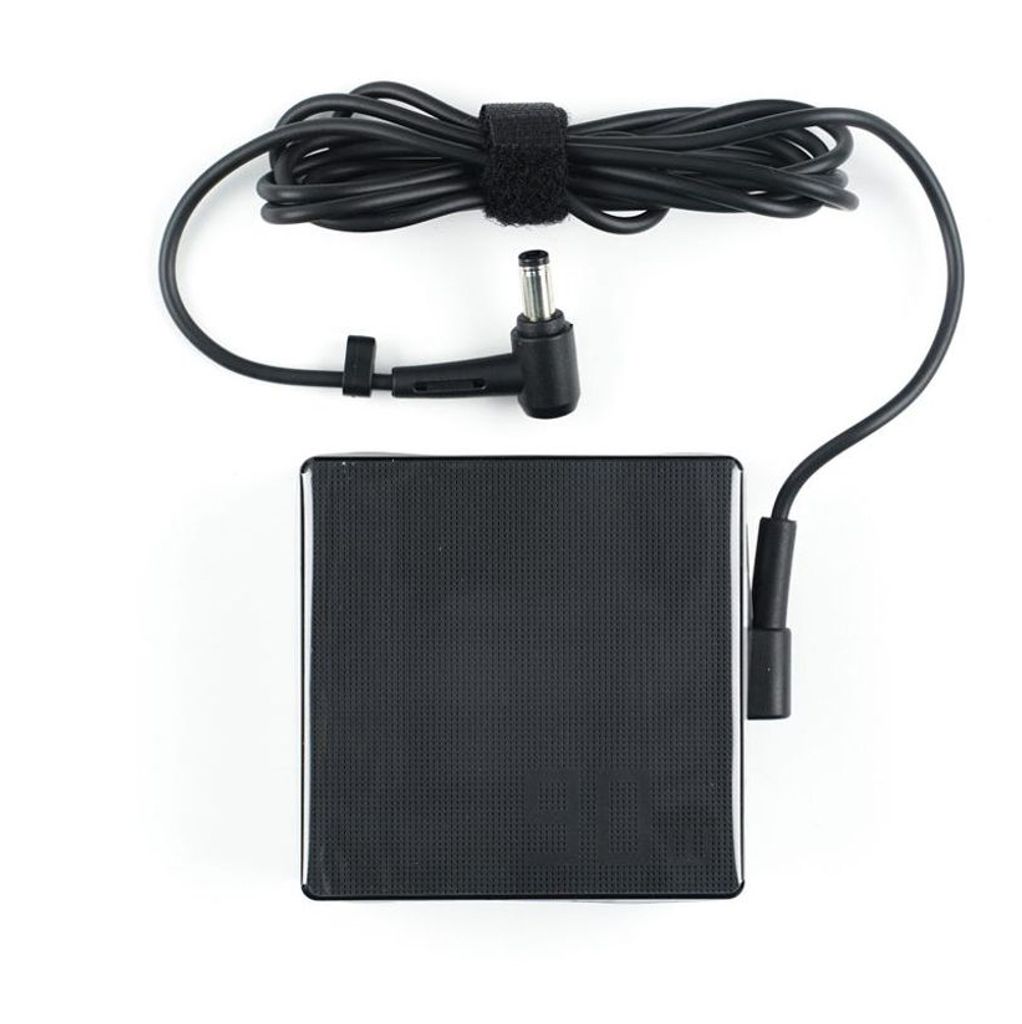Asus AC-adapter 90W 19V 5.5mm 3-pin