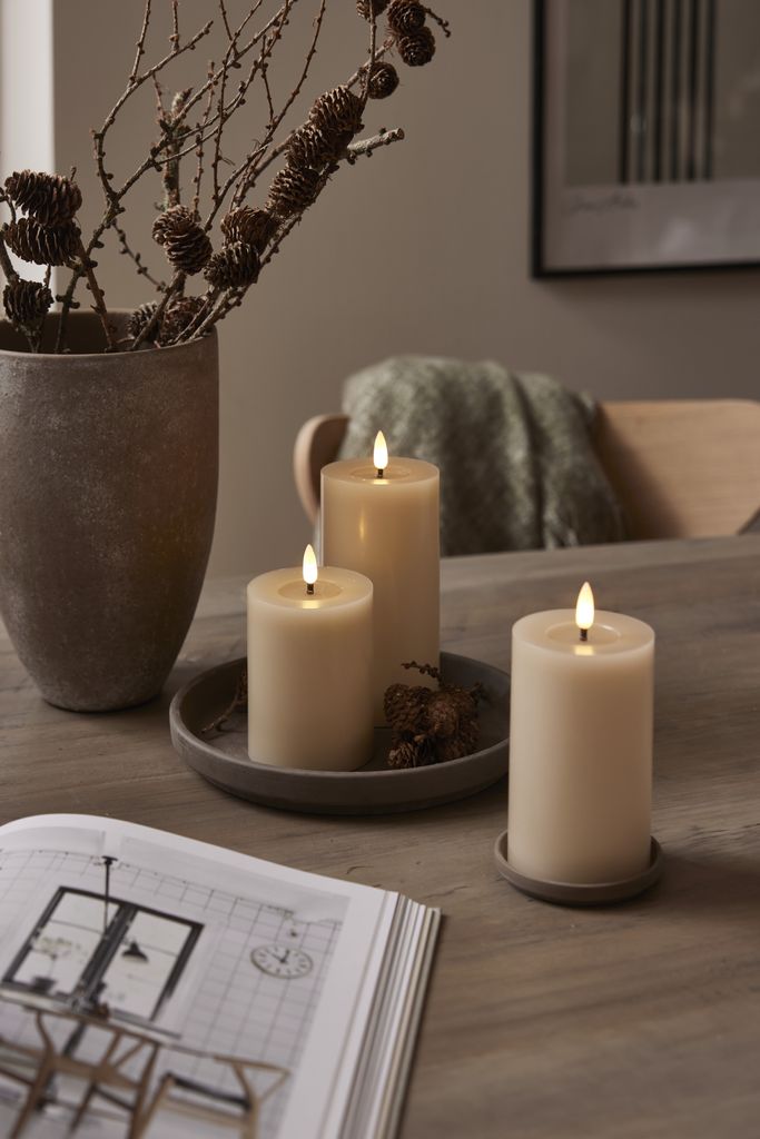 LED BLOCKLJUS FLAMME FLOW BEIGE / 15 CM / TIMER