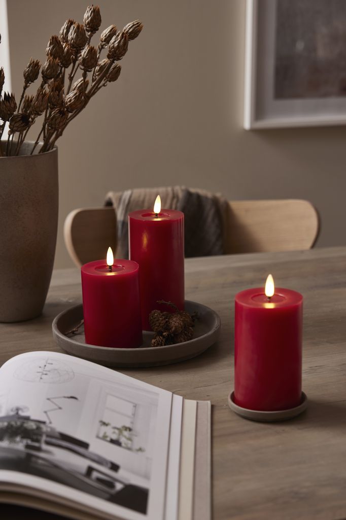 LED BLOCKLJUS FLAMME FLOW RÖD / 15 CM / TIMER