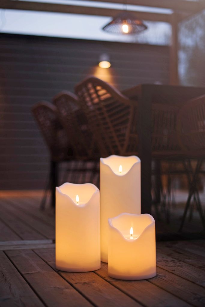 LED BLOCKLJUS FLAMME GRAND VIT / 30 CM / TIMER / UTOMHUS