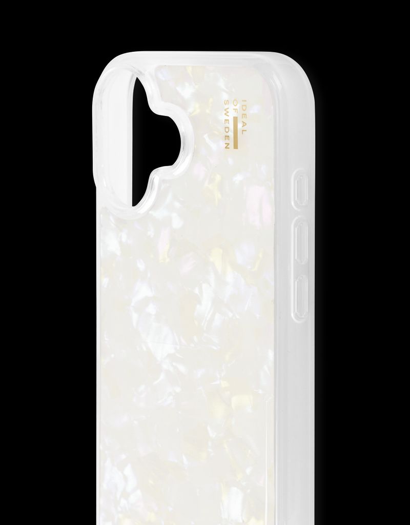 iDeal of Sweden iPhone 17 Pearlised Case - White