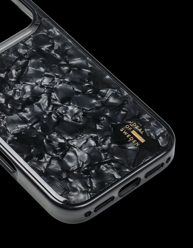 iDeal of Sweden iPhone 17 Pro Max Pearlised Case - Black
