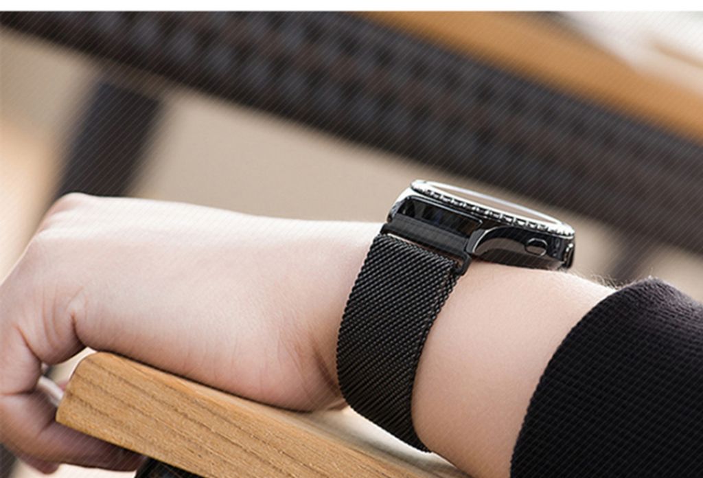 Garmin Vivoactive 4s/Vivomove 3S etc. Milanese Klokkereim - Svart