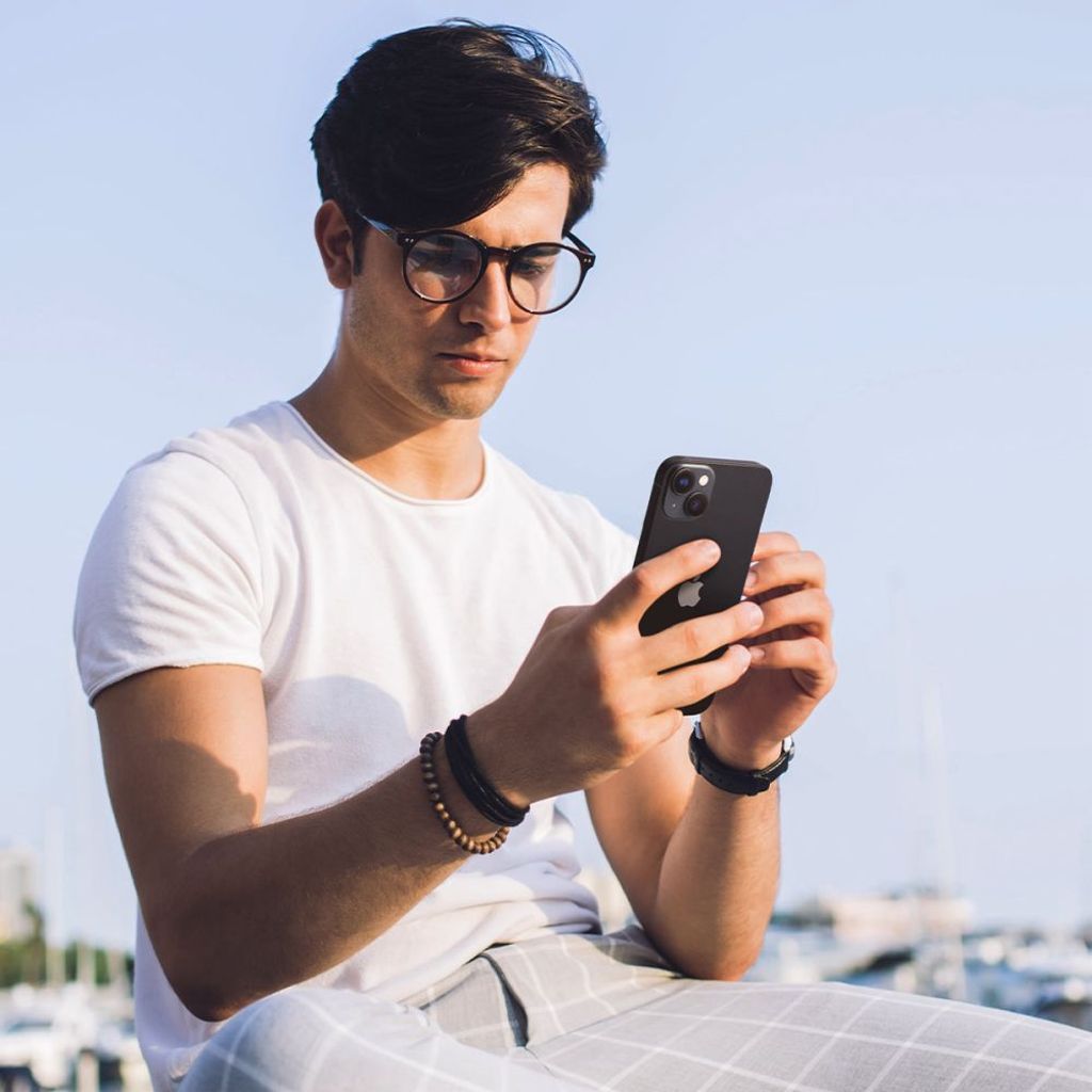 Spigen Glas.tR EZ Fit Optik 2-Pack Linsebeskyttelse til iPhone 14/Plus/15/Plus