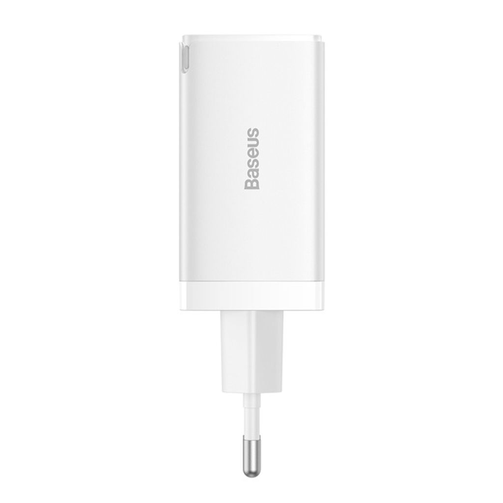 Baseus GaN5 Pro 65W hurtiglader med kabel – hvit (2x USB-C, 1x USB)