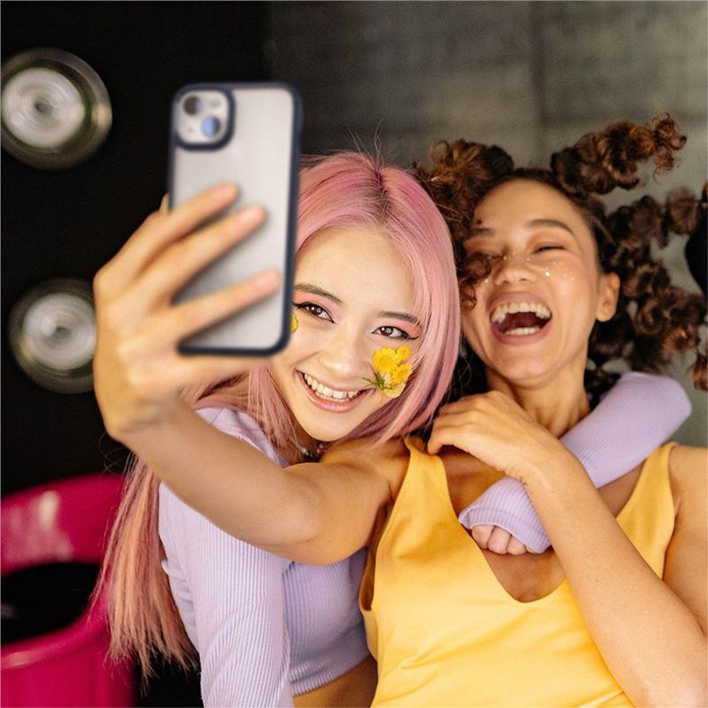 Spigen Ultra Hybrid Deksel til iPhone 15 Plus - Gjennomsiktig matt