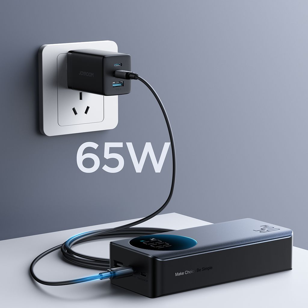 Joyroom 30000mAh 65W power bank med digital skjerm (JR-PBF05) - svart