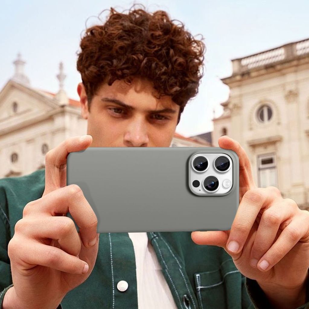 Tech-Protect Silicone MagSafe Deksel til iPhone 16 Pro Max - Grå