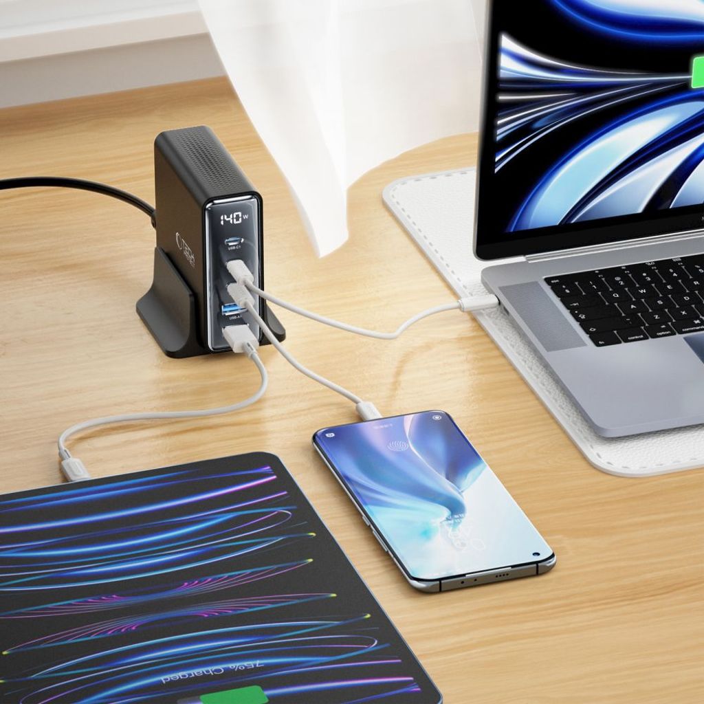 Tech-Protect DC140W-GAN 5-PORT PD140W/QC3.0 Charging Station - Svart