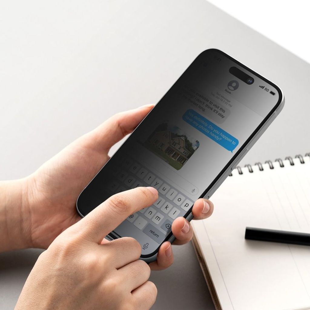 Ringke Easy Slide Privacy Glass 2-pack Skjermbeskytter til iPhone 16 Pro