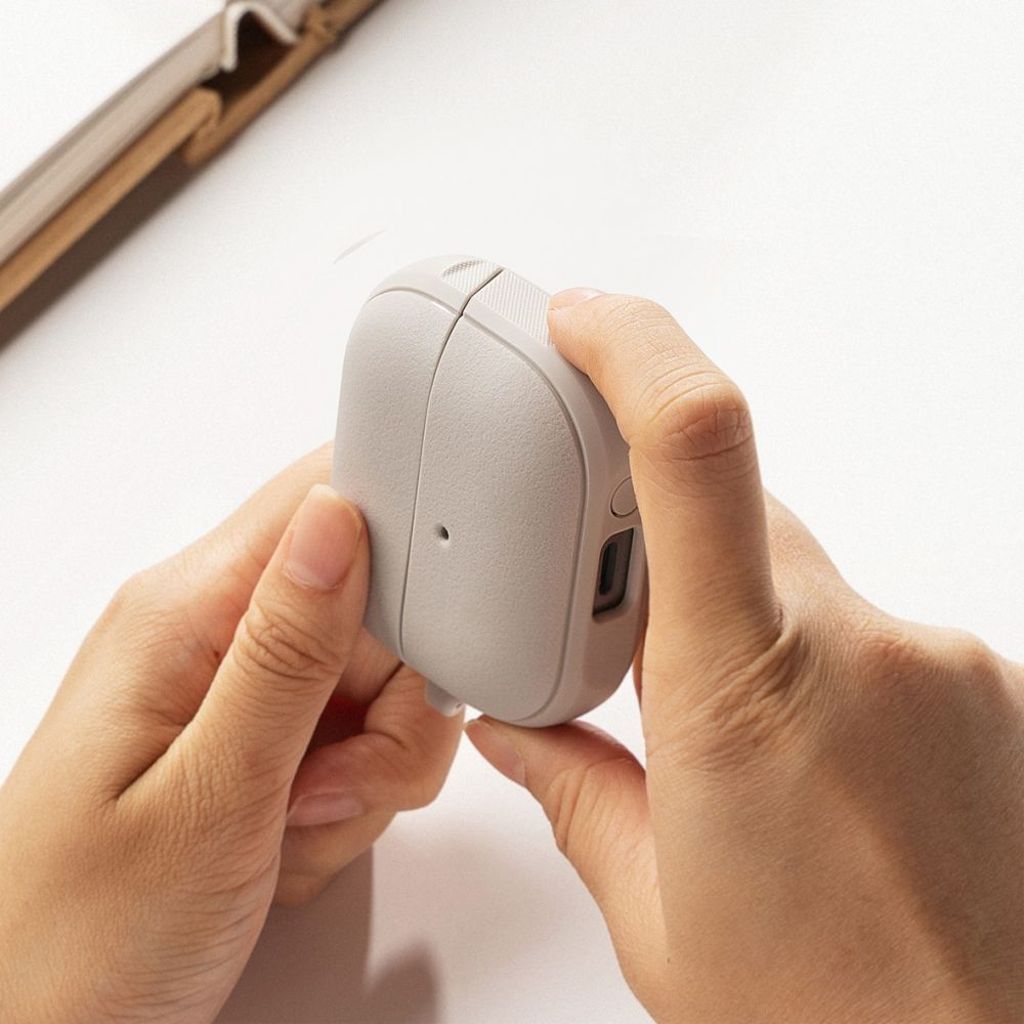 Ringke Onyx MagSafe with Carabiner Cover til Samsung Galaxy Buds 3/3 Pro - Grå