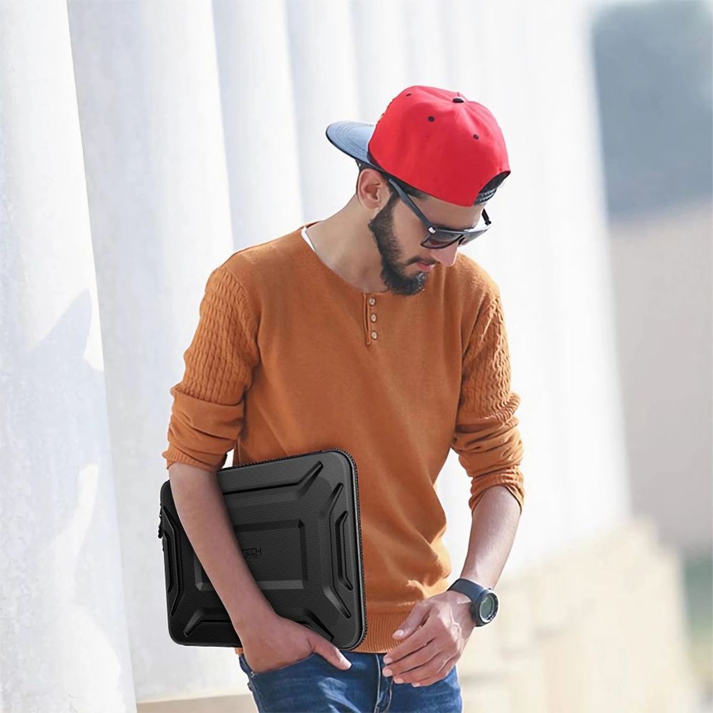 Tech-Protect Kevlar Pro laptop cover 13-14" – Sort