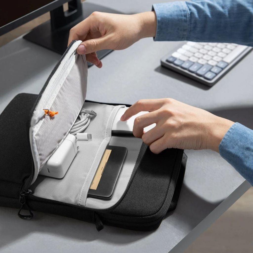 Tech-Protect Defender VR PC-veske 13–14" – svart