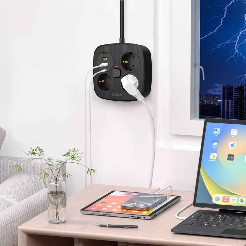 Tech-Protect PCS3X4 virtajohto, 3 pistorasiaa, USB-lataus – musta