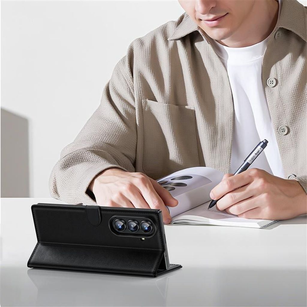 Tech-Protect Wallet Etui til Samsung Galaxy Z Fold 7 - Svart