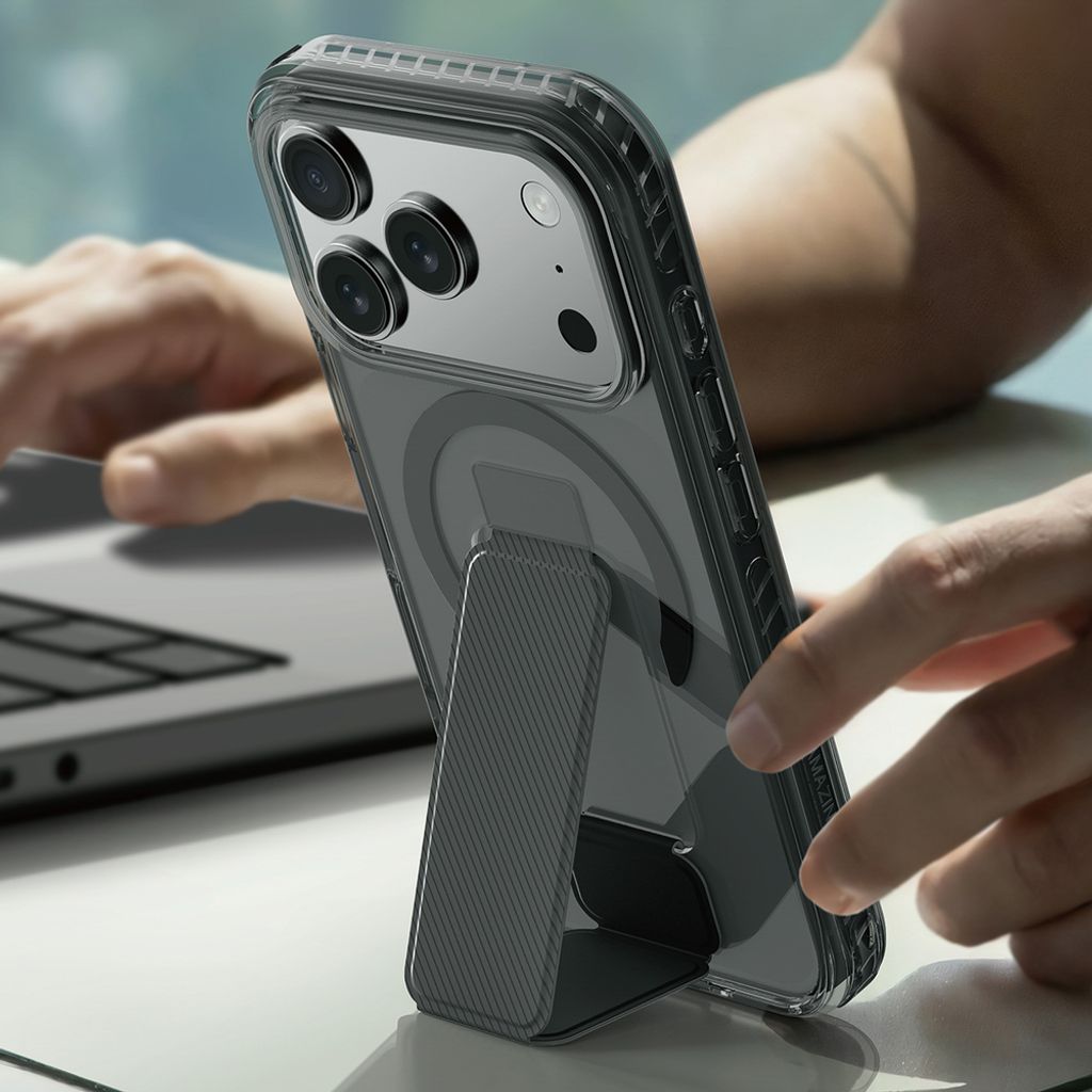 AmazingThing Titan Pro Holder MagSafe -kuori till iPhone 17 Pro Max - Musta