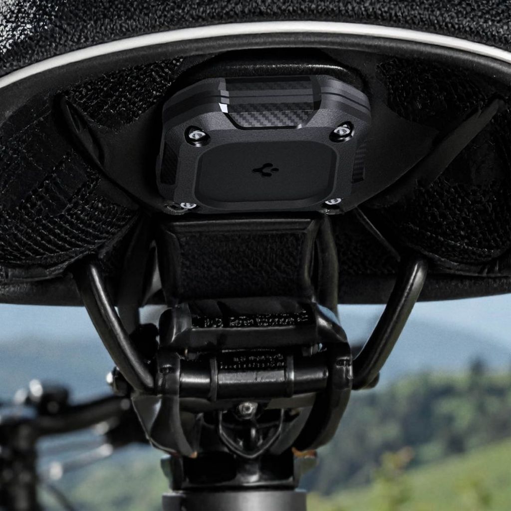 Spigen Tough Armor Kuori AirTag 1/2 - Musta