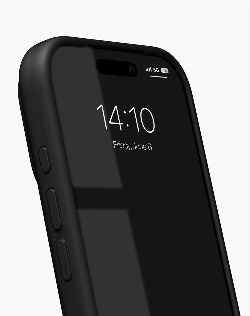 iDeal of Sweden iPhone 17 Pro Max Silicone Case - Black