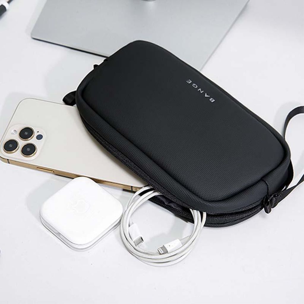 BANGE 3066 Lille opbevaringstaske til kabler, opladere og elektronik – Sort