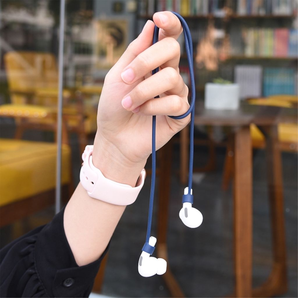 Silikonfodral 3-i-1 för AirPods Pro 3 + Karbinhake & Anti-lost snöre – Vit