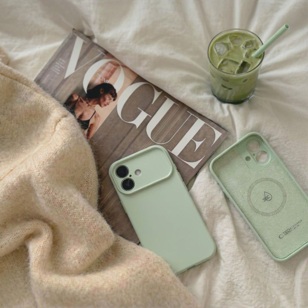 Tech-Protect Silicone MagSafe Cover til iPhone 17 - Grøn