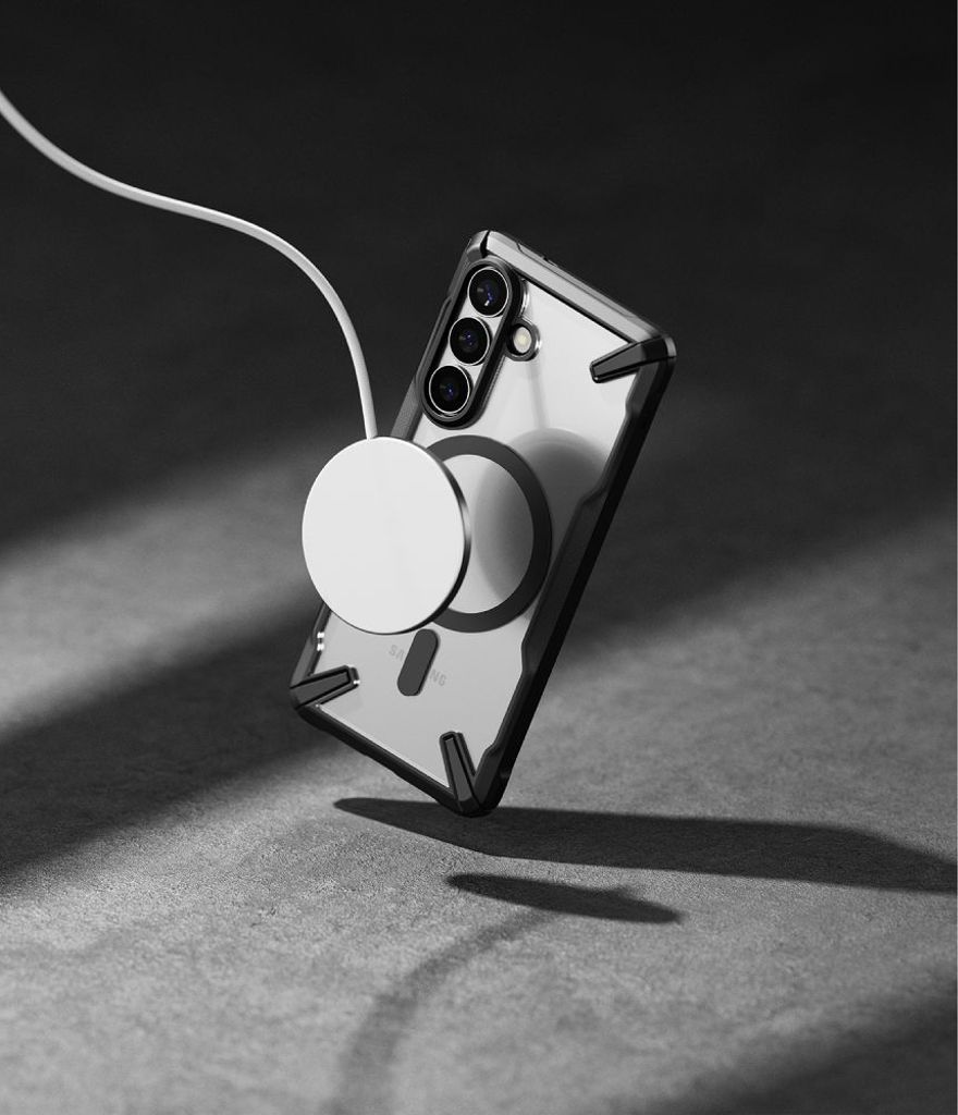 Ringke Fusion X MagSafe Skal till Samsung Galaxy S26 - Transparent Svart