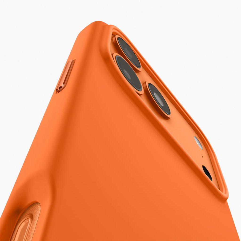 Spigen Silicone Fit Mag MagSafe -kuori till iPhone 17 Pro Max - Oranssi