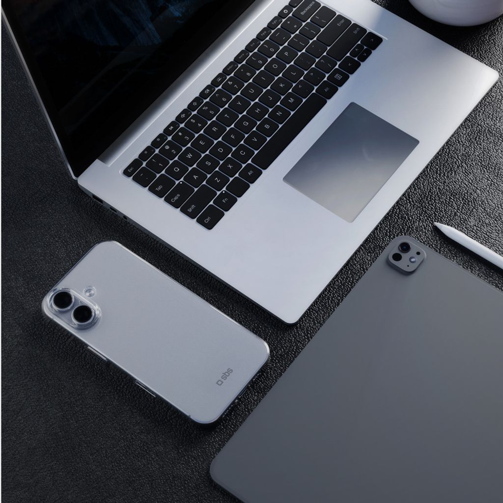 SBS Skinny Cover till iPhone 17 - Gennemsigtig