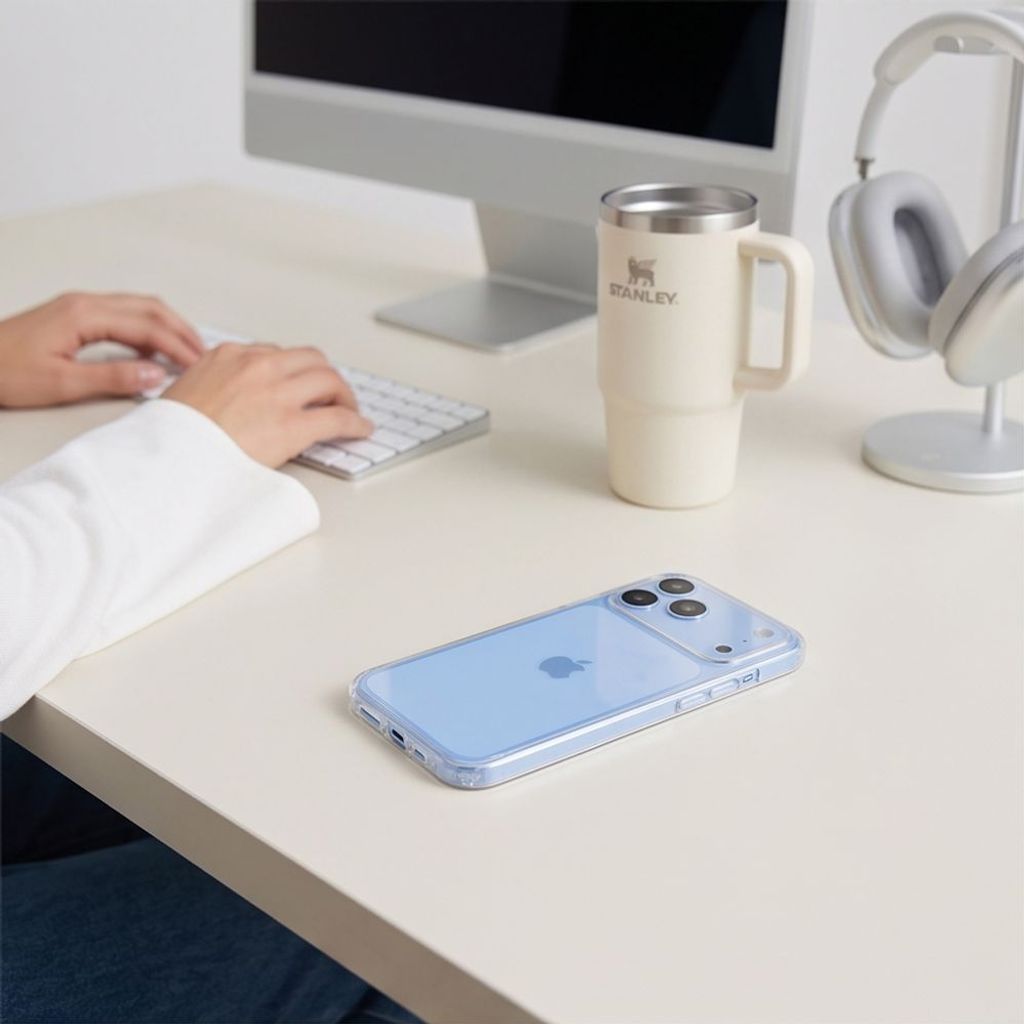 Tech-Protect FlexAir Hybrid -kuori iPhone 17 Pro/18 Pro:lle - Läpinäkyvä