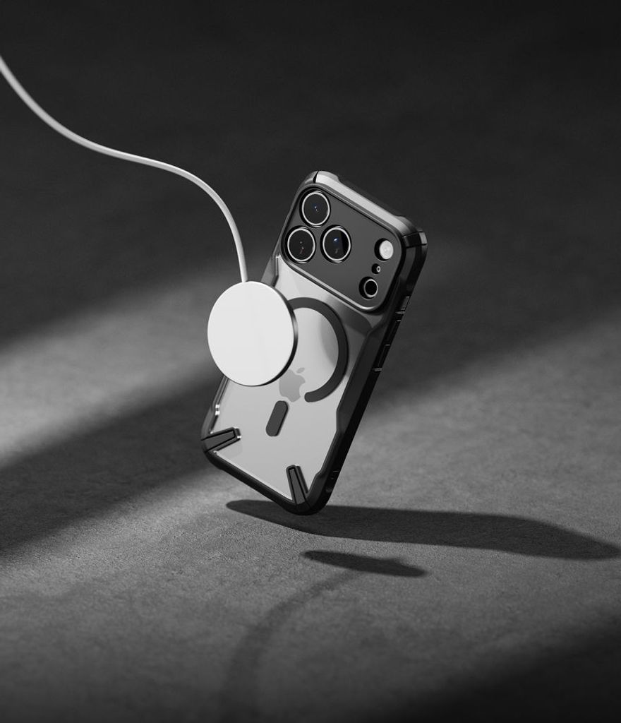 Ringke Fusion X MagSafe Cover til iPhone 18 Pro / 17 Pro - Sort