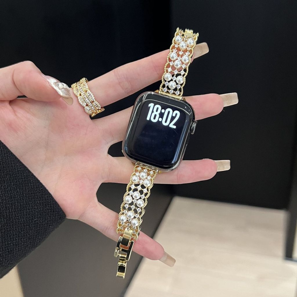 Apple Watch 42/44/46/49mm Urrem med perle- og krystaldesign - Guld