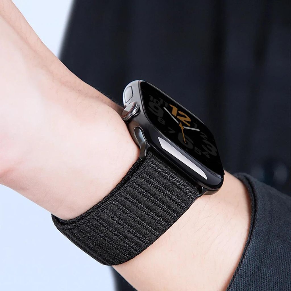 Apple Watch 49/46/45/44mm Nylon-kellonranneke laskuvarjosoljella - musta