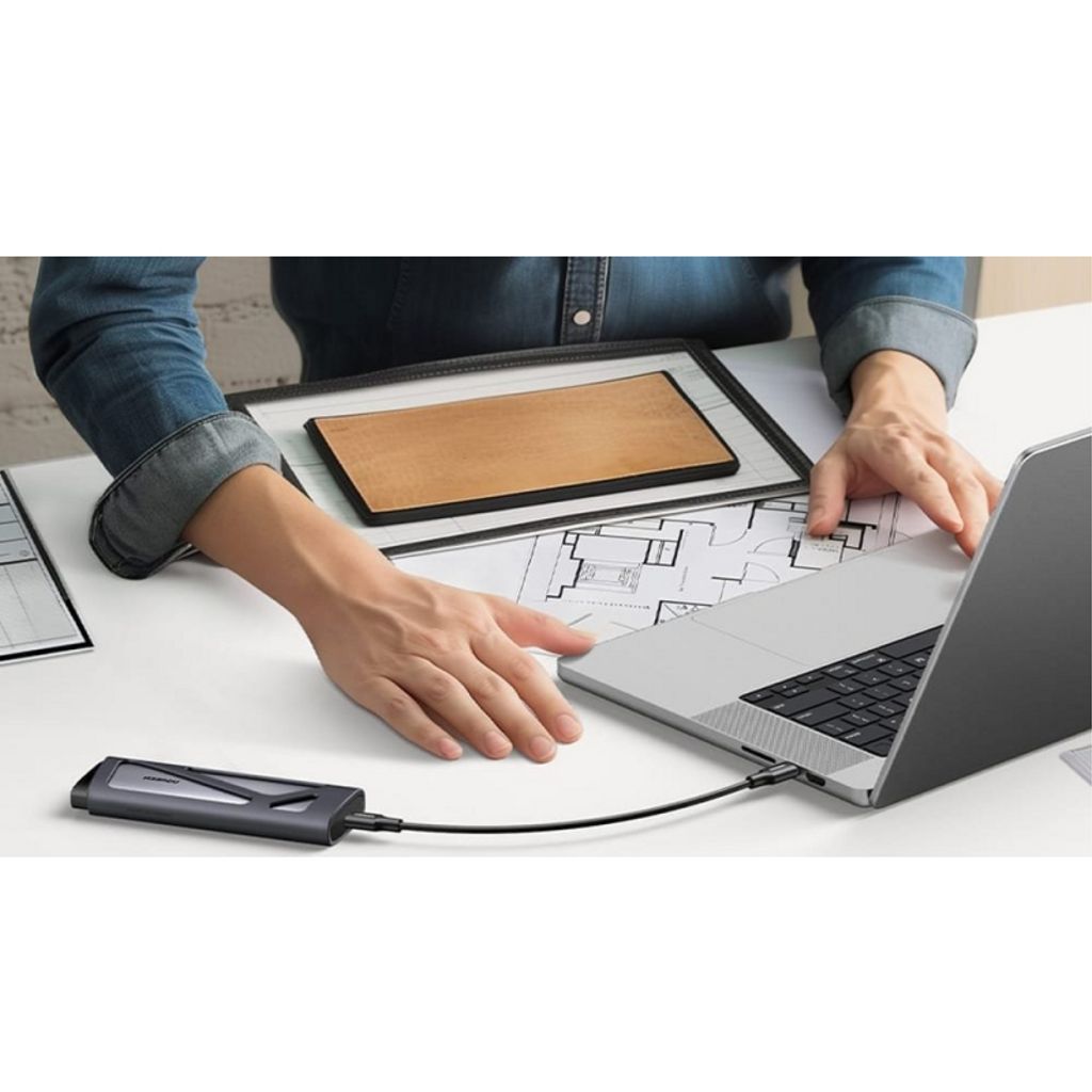 UGREEN SSD-kabinett for M.2 NVMe / NGFF – grå