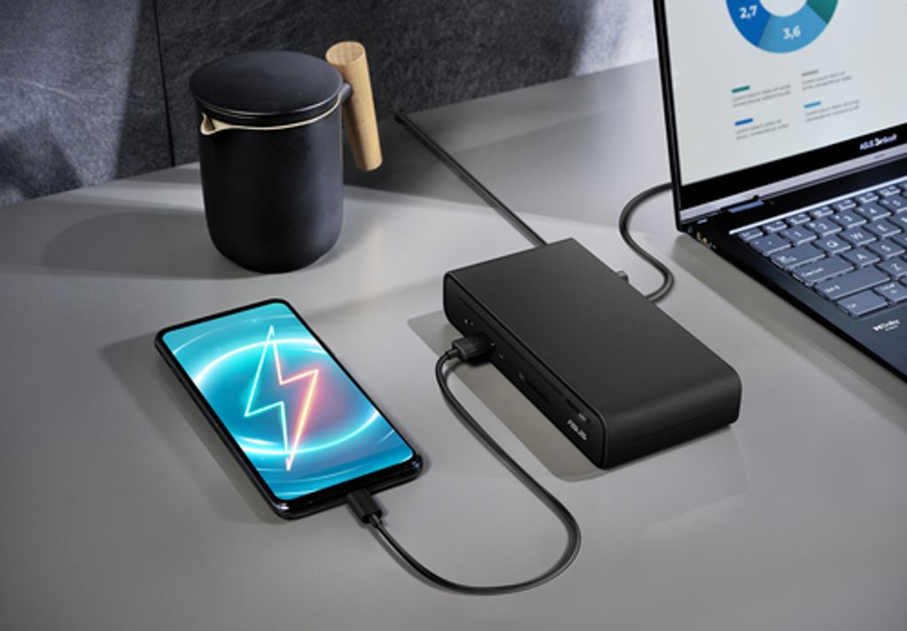ASUS DC300 USB-C Triple Display Dokkingstasjon