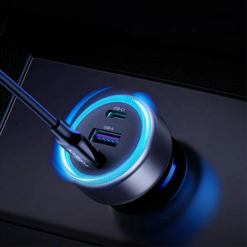 UGREEN EC307 autolaturi 30W, 3A, 1 x USB-A / 2 x USB-C - Harmaa