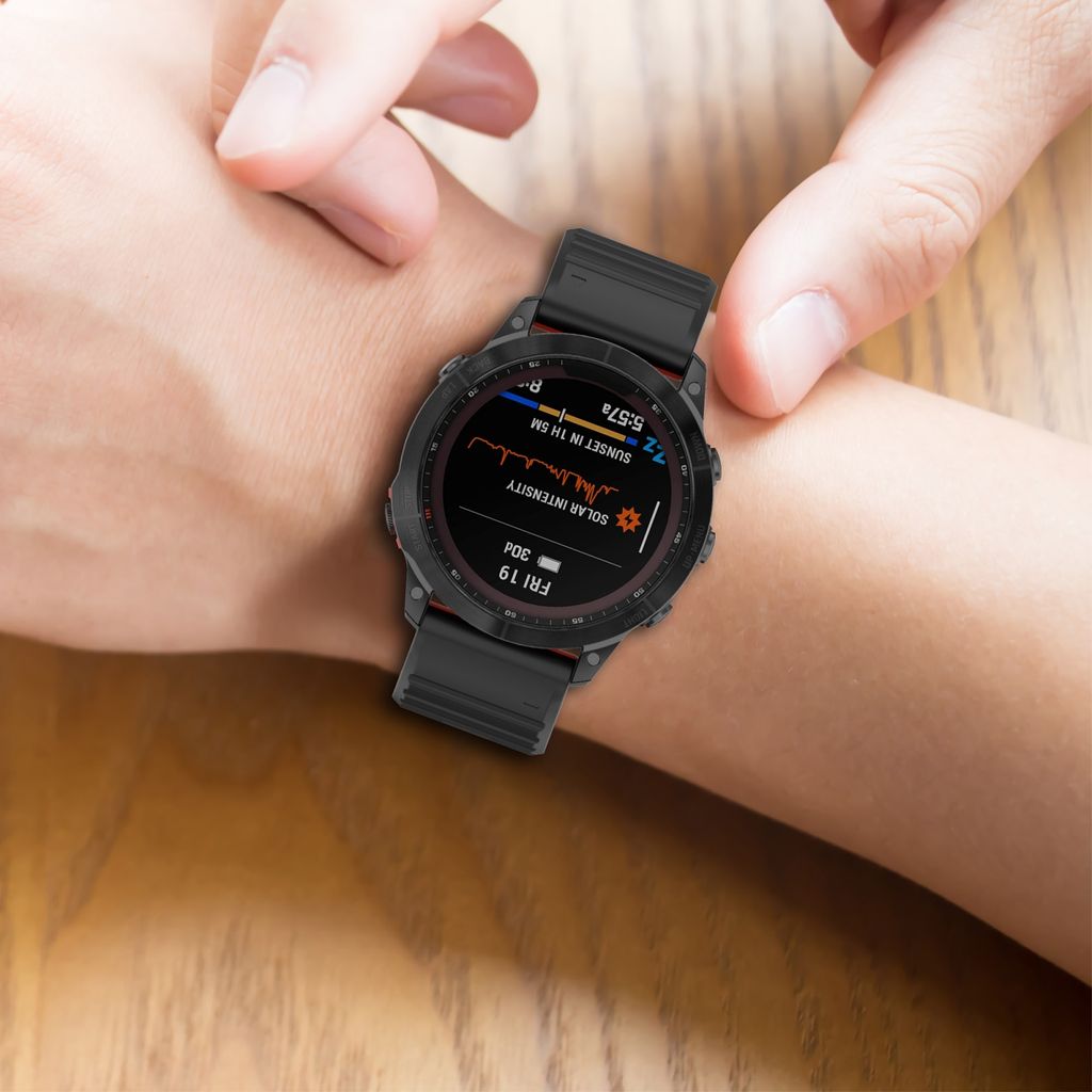 Garmin Fenix 5 Plus klokkerem silikon – svart/hvit