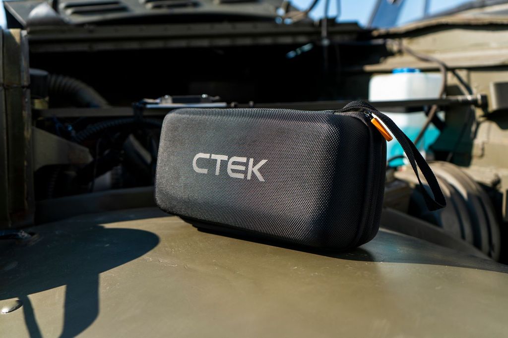 CTEK RB 4000 12V Starter Booster 4000A