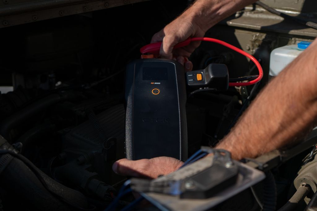 CTEK RB 3000 12V Starter Booster 3000A