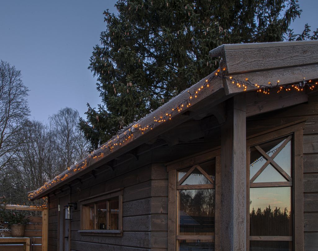Blinkende Lyskæde Flashy – Varmhvid 800 LED, 16 meter / Udendørs