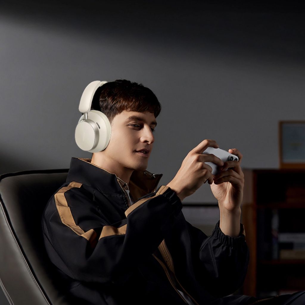 UGREEN HP206 trådløse over-ear høretelefoner med Bluetooth og ANC - hvid