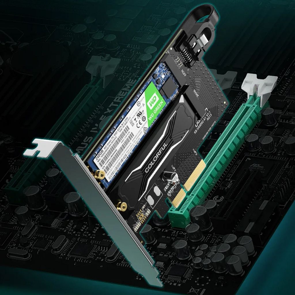 Ugreen CM302 SSD-udvidelsesadapter til M.2 NVMe/SATA til PCIe 3.0 x4 - Sort
