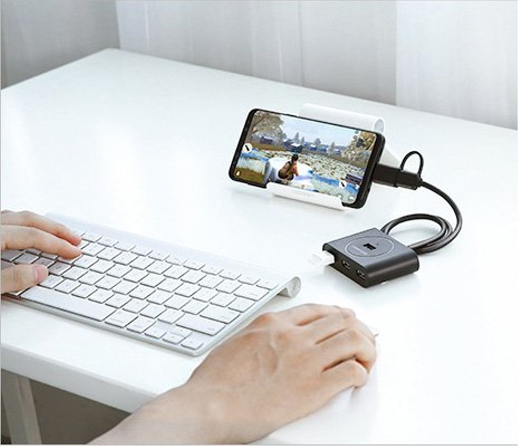 Ugreen HUB 4x USB 3.2 Gen 1 (0,5 m kabel) svart
