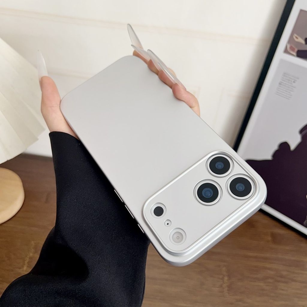 YIKATU iPhone 17 Pro Max TPU Cover – Orange