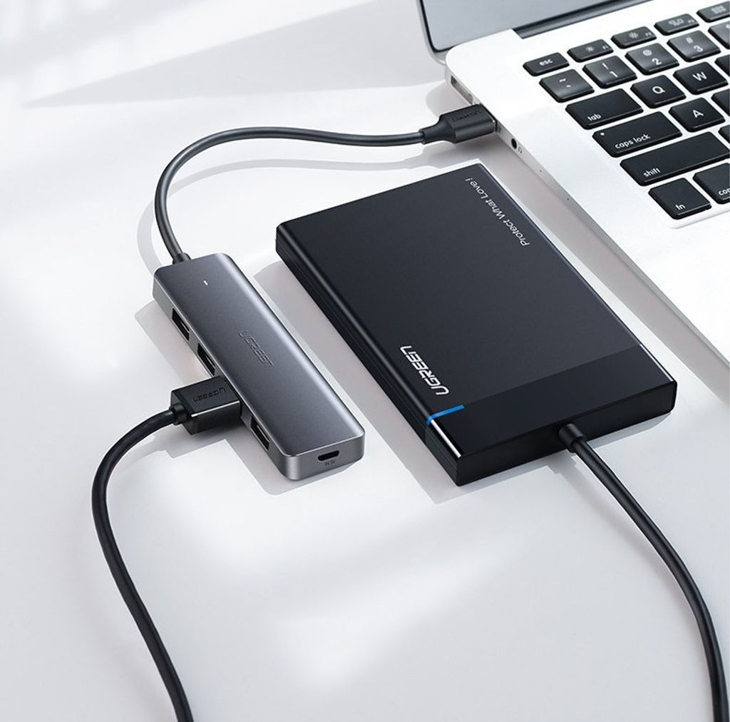 Ugreen USB Type C HUB - 4x USB 3.2 + USB-C power, harmaa