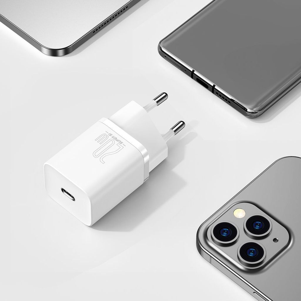 Baseus Super Si 1C pikalaturi USB C 20W + USB C - Lightning kaapeli 1 m valkoinen