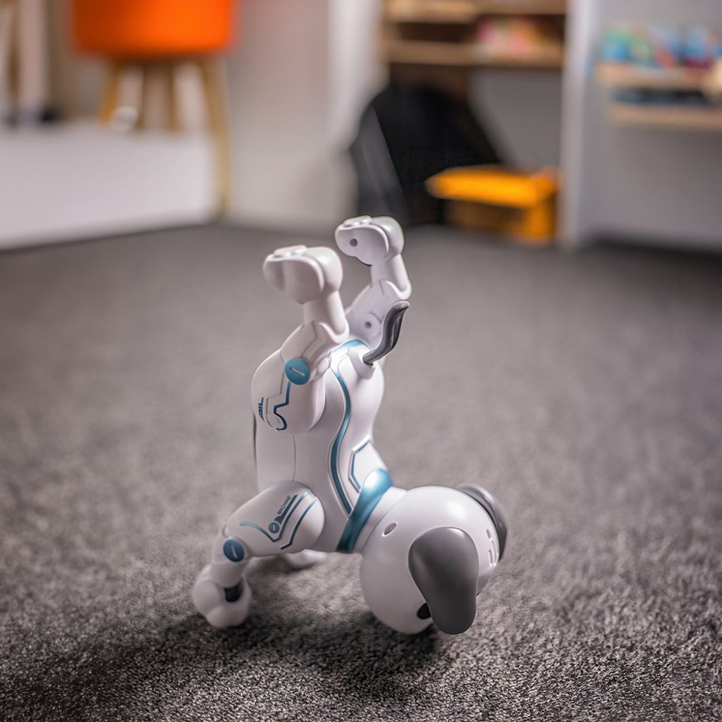Maxlife Radio Controlled Robot Dog - White