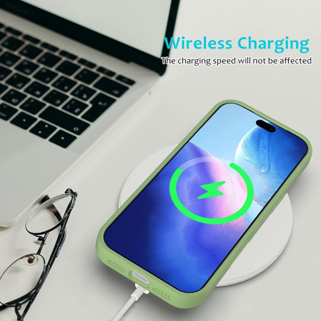 iPhone 17 Pro silicone phone case - green