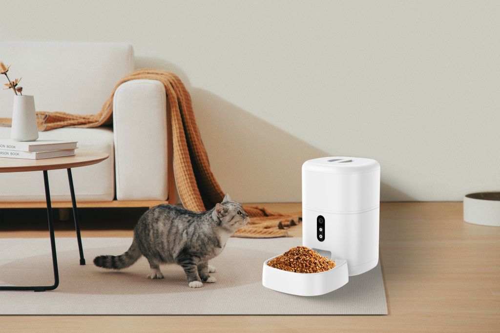 SiGN älykäs automaattinen ruokinta-automaatti koirille ja kissoille 4L – valkoinen