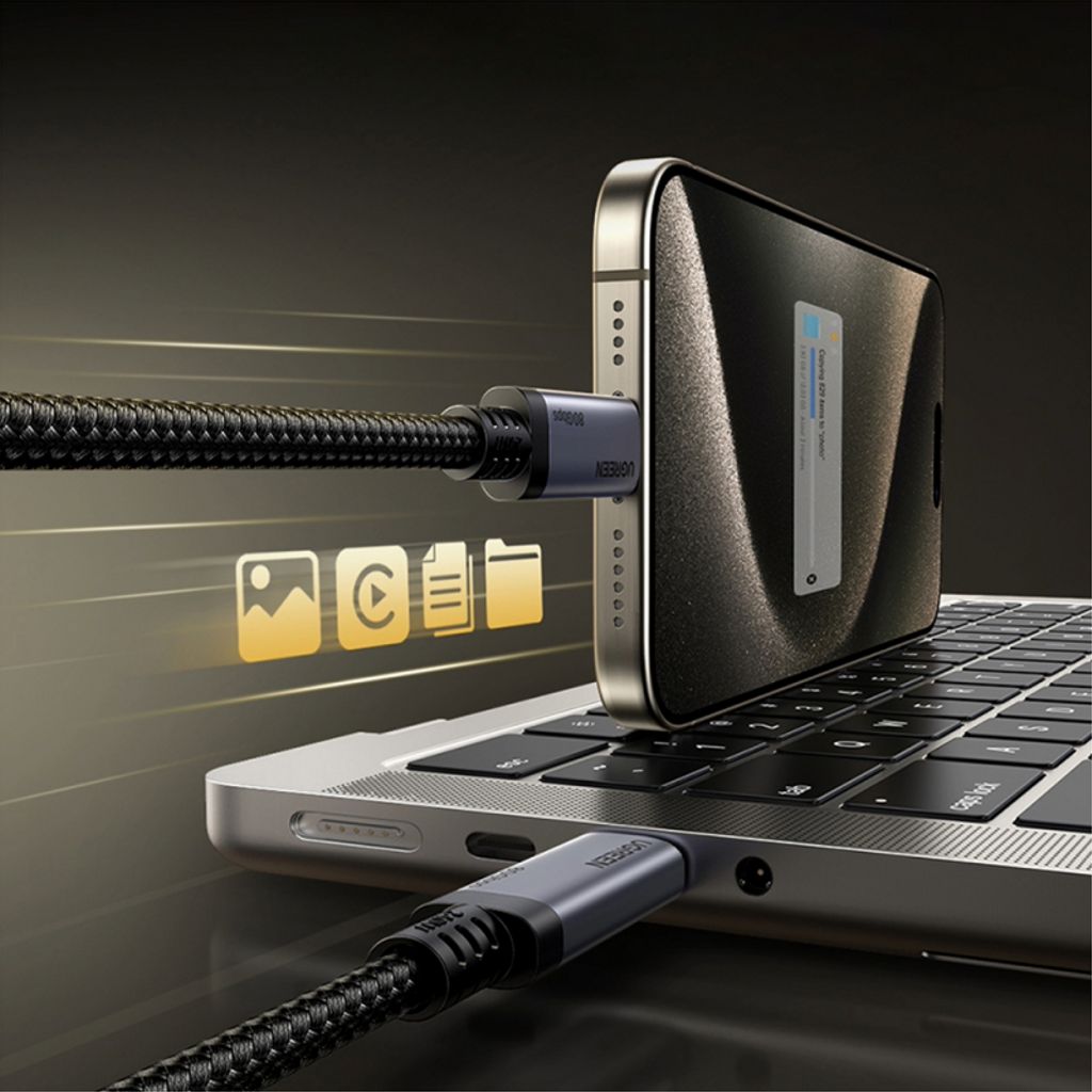 UGREEN L706 USB-C till USB-C kabel 240W, 5A, 1m – svart