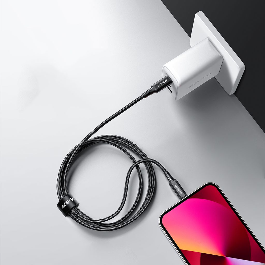 Acefast C4-01 Lightning til USB-C PD kabel 30W 1.8m sort